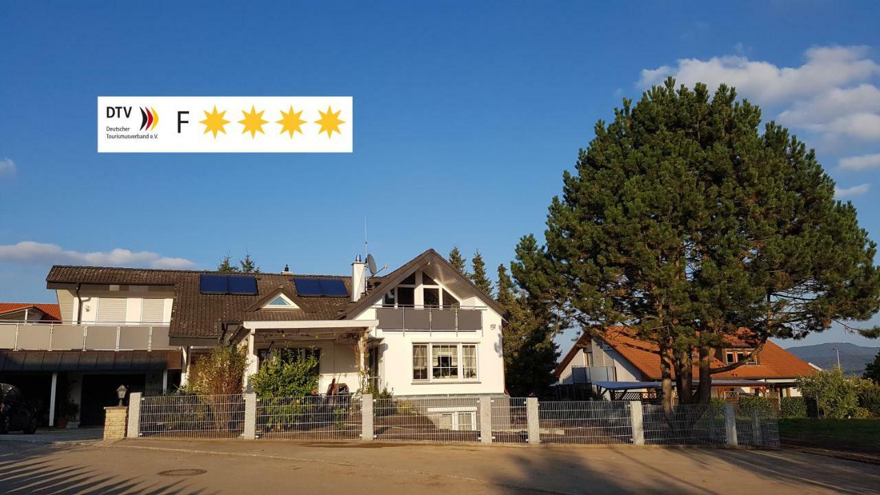 Haus Lindengarten Ofterdingen エクステリア 写真